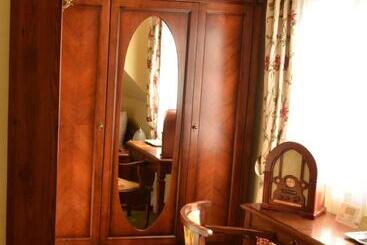 هتل Villa Bohema