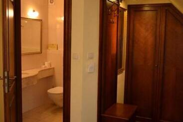 هتل Villa Bohema