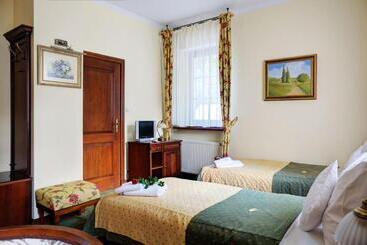 هتل Villa Bohema
