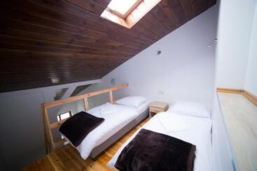 Operahostel