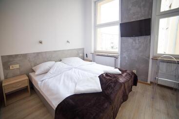 Operahostel