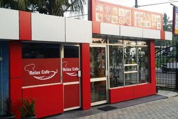 پانسیون Relax Inn Hikkaduwa