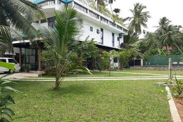 پانسیون Relax Inn Hikkaduwa