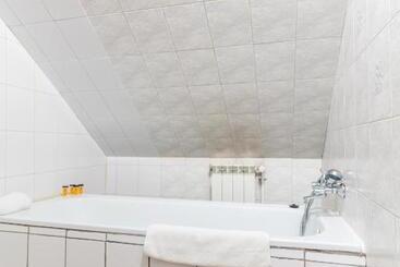 Pirat Hotel & Spa Hotel Z Basenem