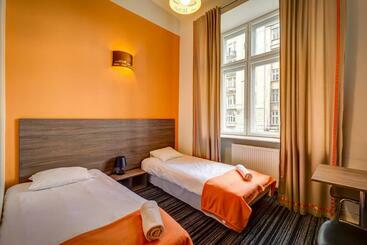 Planet Hostel