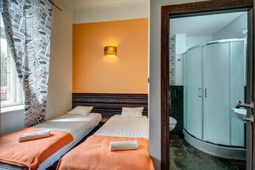 Planet Hostel