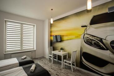 Planet Hostel