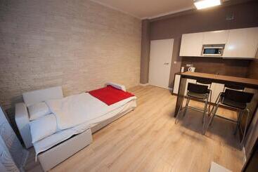 Planet Hostel