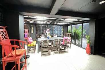 2499 Heritage Chinatown Bangkok Hotel By Roomquest