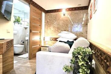 تختخواب و صبحانه Vip Apartamenty Chałubińskiego Apart