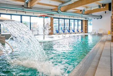 هتل Aqua Resort