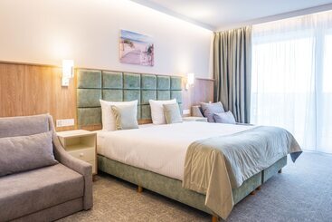 هتل Aqua Resort