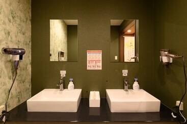 هتل Tabist Capsule Inn Kasakake