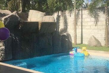 Shore Time Hotel Javier Leyte