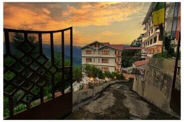 Otel Stay Villa Retreat
