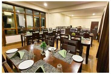Otel Stay Villa Retreat