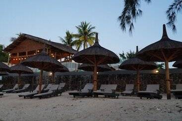 هتل Wonders Beach Boutique