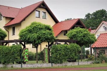 پانسیون Willa Axla Z Werandą Ogrodem I Parkingiem