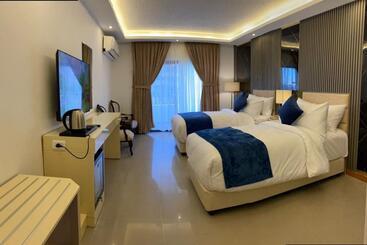 The Rn Hotels