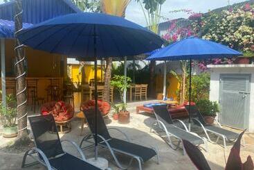 هاستل Villa Blue Lagoon