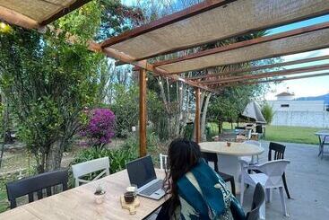 تختخواب و صبحانه Casa Skema   Garden