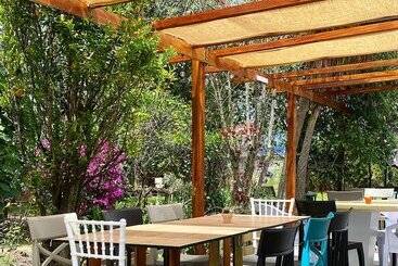 تختخواب و صبحانه Casa Skema   Garden