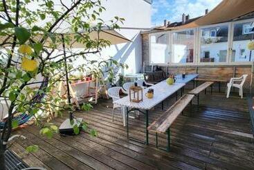 Hostel Très Schick