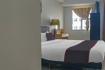 هتل Capital O 92245 Fortune 88 Trans Park Juanda