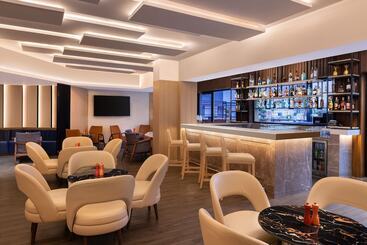 هتل Courtyard By Marriott Shillong