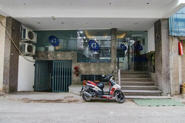 Fabhotel Grand Villa