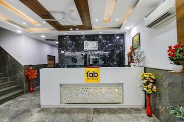 Fabhotel Grand Villa