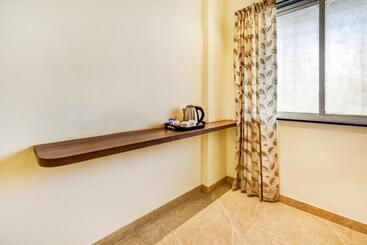 Fabhotel Grand Villa