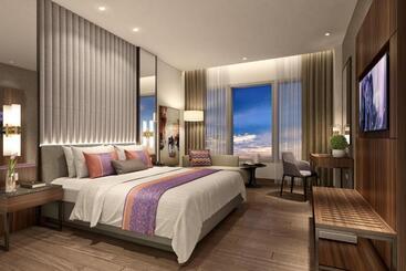 Fabhotel Grand Villa