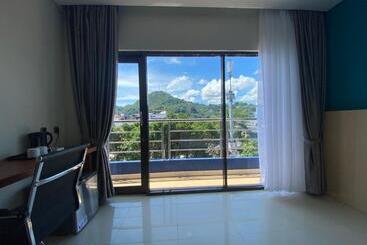 هتل Erbe Style Jayapura Papua By Horison