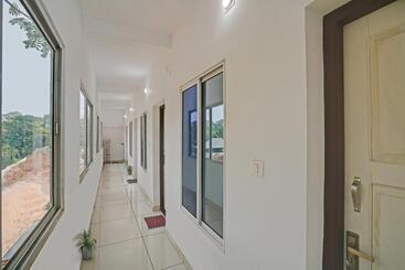 هتل Oyo Flagship 80820 Hornbill Residency