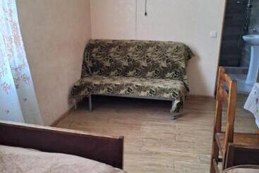 پانسیون Guest House 15a