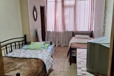 پانسیون Guest House 15a