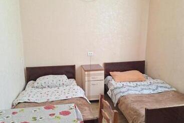 پانسیون Guest House 15a