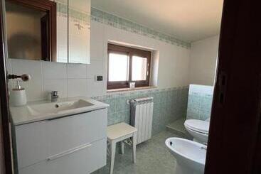 تختخواب و صبحانه A Casa Di Matilde