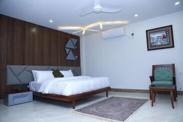 Grand Hotel Quetta