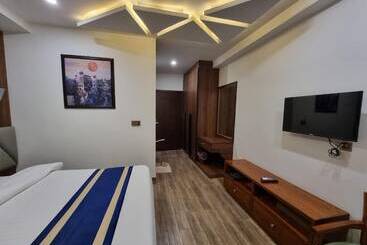 Grand Hotel Quetta