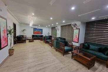 Grand Hotel Quetta