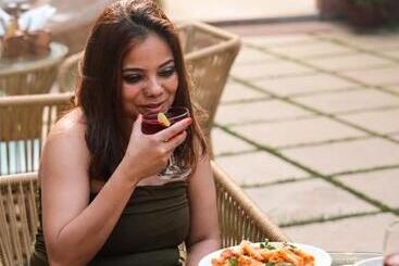 هتل Locomo Boutique, Morjim   Stay Work Eat