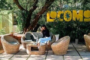 هتل Locomo Boutique, Morjim   Stay Work Eat