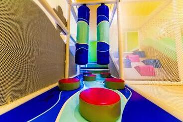 هاستل Have Fun