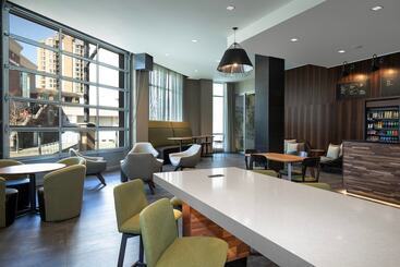 هتل Courtyard By Marriott Nanaimo