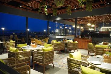 Mastiff Hotel Dhanbad