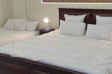 پانسیون Carlo S Boutique Guesthouse