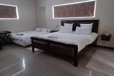 پانسیون Carlo S Boutique Guesthouse