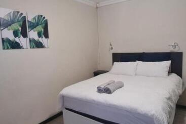 پانسیون Carlo S Boutique Guesthouse